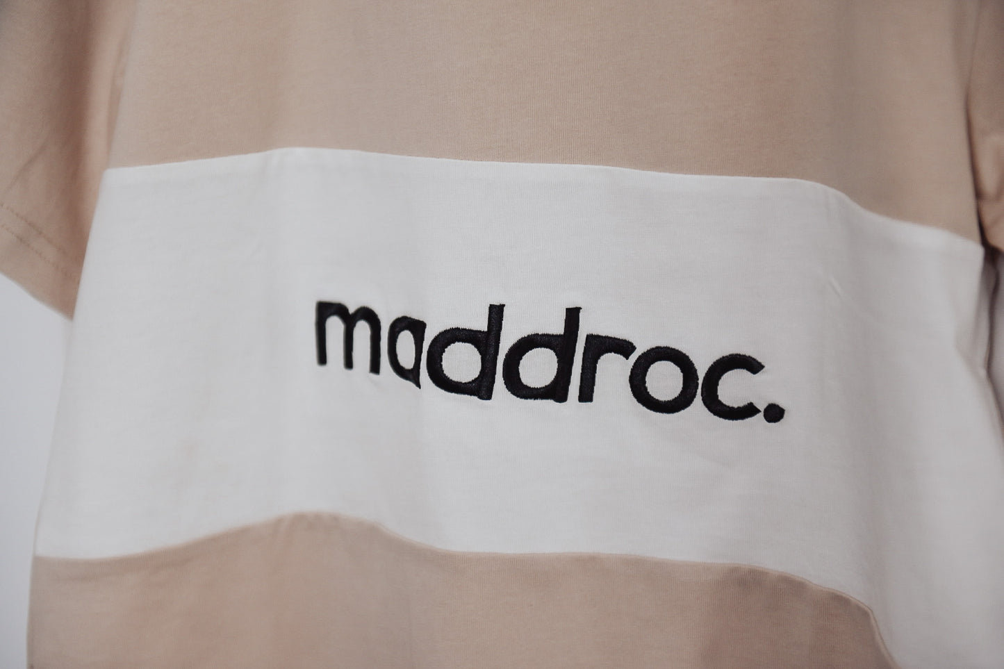 Panel Tee Beige