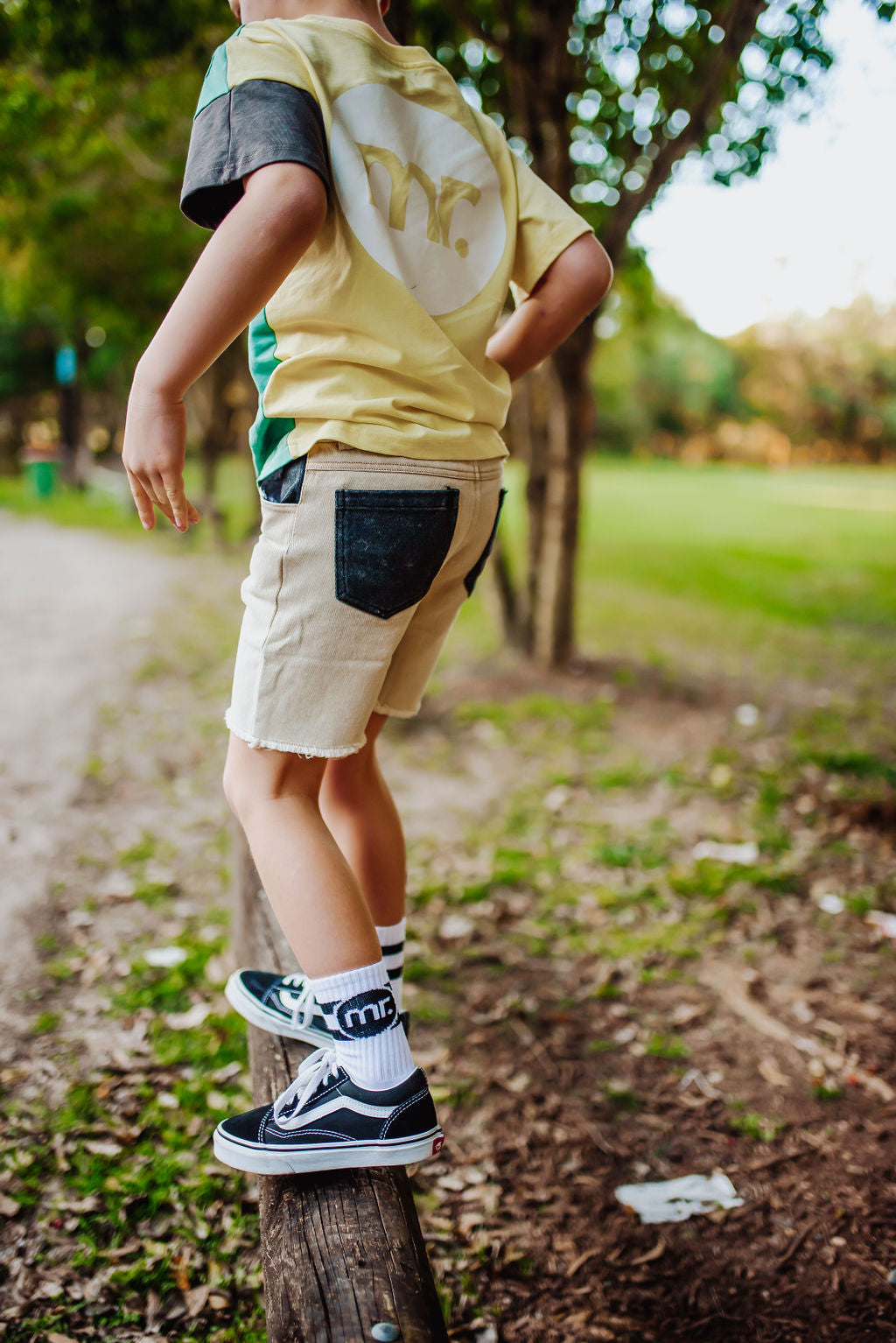 Contrast Shorts - Beige